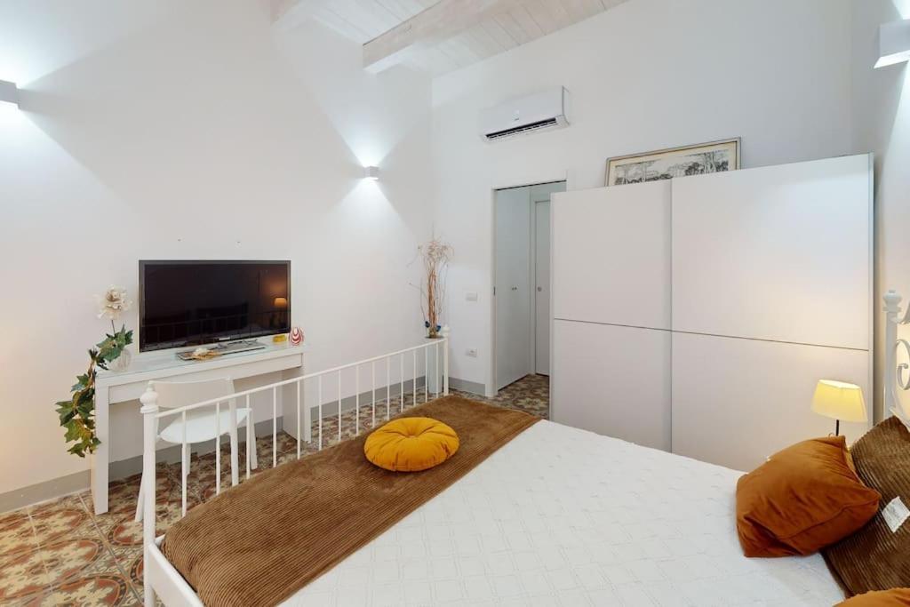 Apartment Nearby Historic Center - 2 Private Bathrooms Cagliari Exterior foto